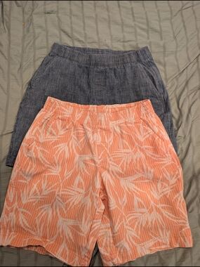 LOT OF 2 Lands' End Petite Pull-On Shorts - Size 4P - Chambray & Coral